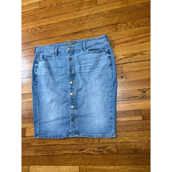 Torrid Womens Denim Jean Skirt Plus 18 Blue Button Front Pockets Stretch Casual - Picture 2 of 6